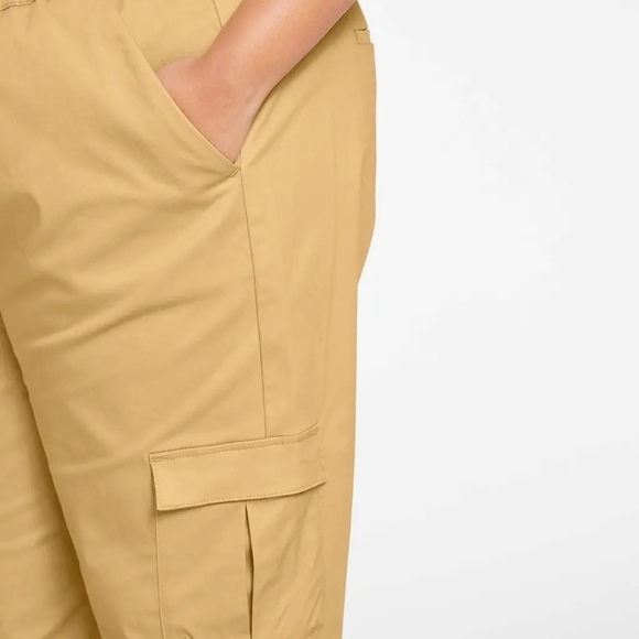 Universal Standard Utility Pocket Pants L (US 22-24) - Picture 3 of 12